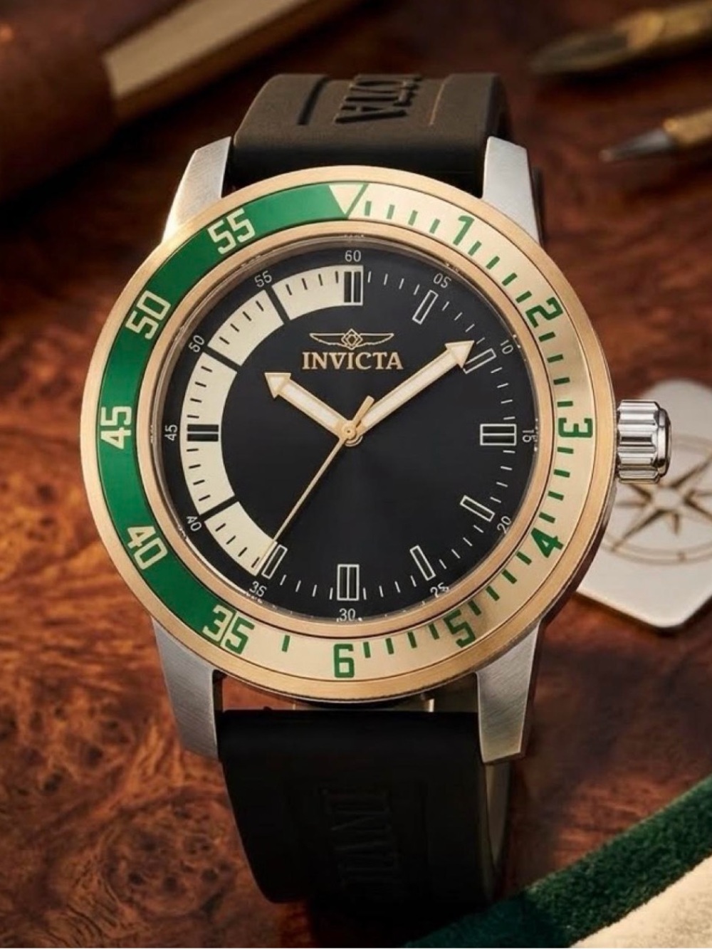 Invicta Specialty COMPASS Men’s 45MM Luxury Collection + Impact Dive Travel Case